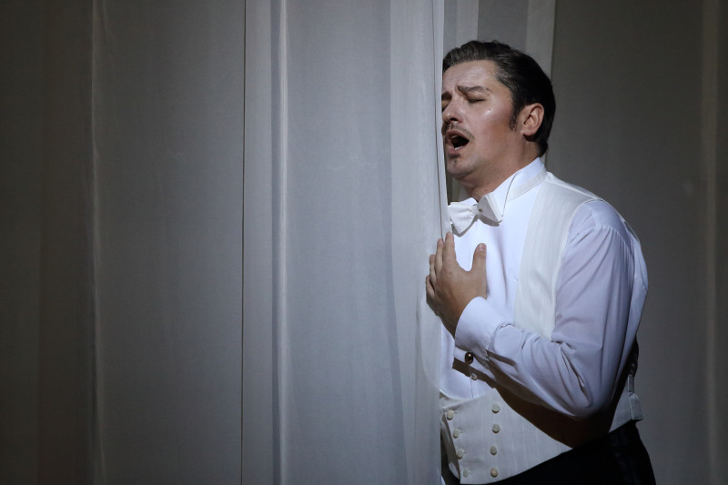 Un ballo in maschera at Bayerische Staatsoper (Photo: Wilfried Hösl)