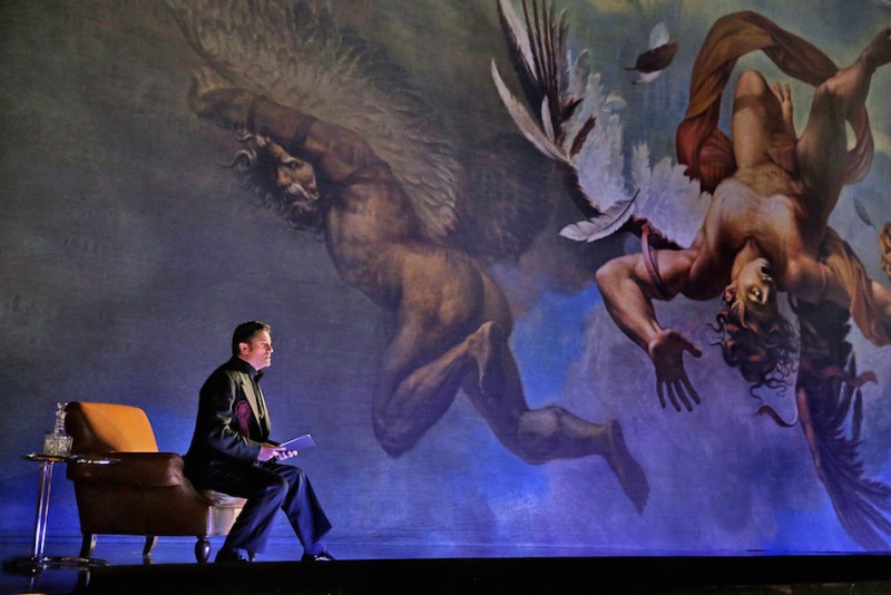 Un ballo in maschera at the Metropolitan Opera (Photo: Ken Howard)